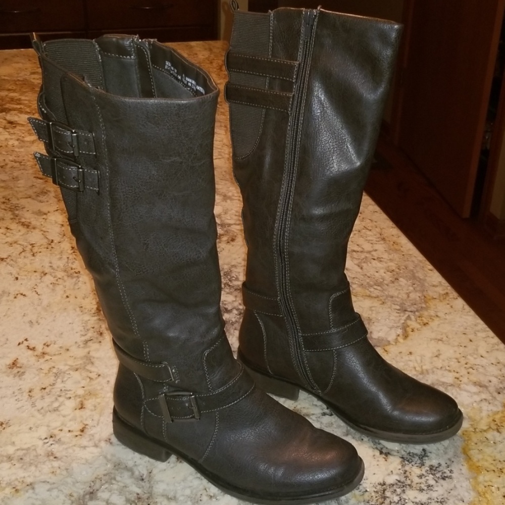 Tall grey boots